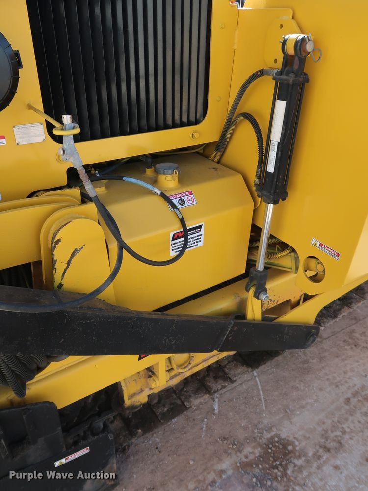 image for item JP9317 2008 Mauldin 1750-C  paver