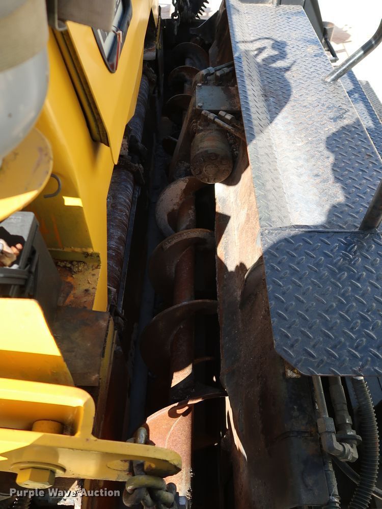 image for item JP9317 2008 Mauldin 1750-C  paver