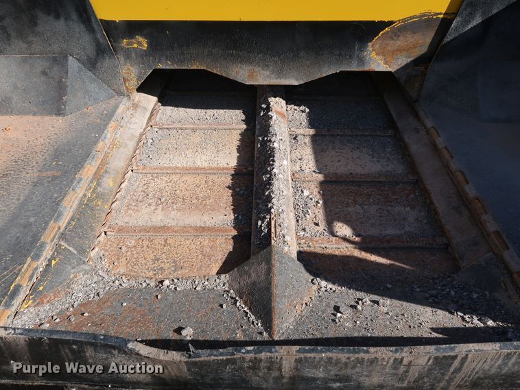 image for item JP9317 2008 Mauldin 1750-C  paver