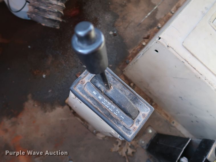 image for item JP9318 1983 Am General M915A1  dump truck