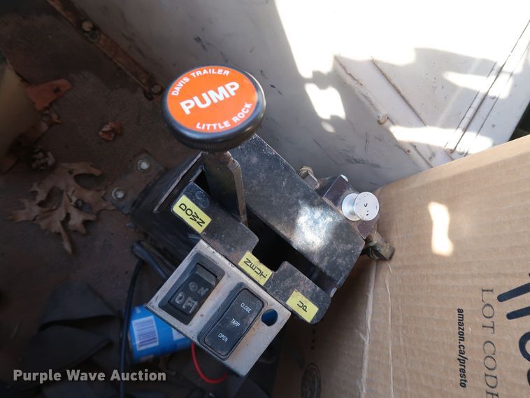 image for item JP9318 1983 Am General M915A1  dump truck