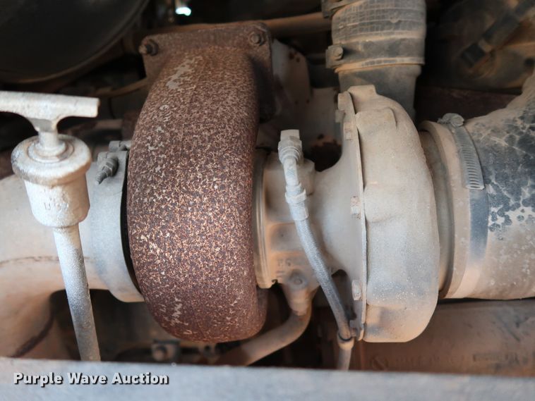 image for item JP9318 1983 Am General M915A1  dump truck