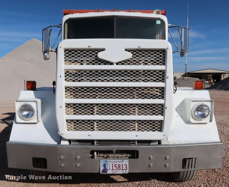 image for item JP9318 1983 Am General M915A1  dump truck