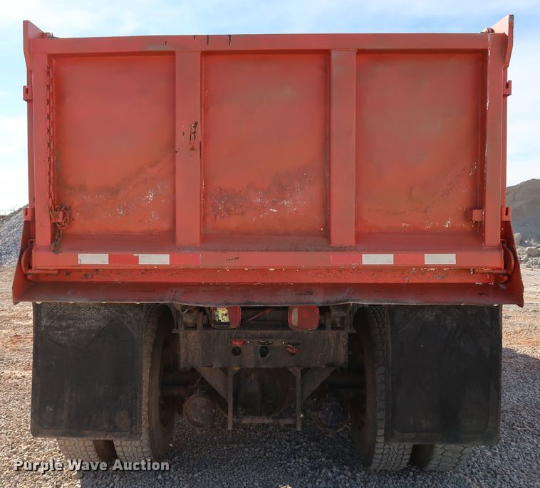 image for item JP9318 1983 Am General M915A1  dump truck
