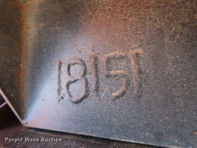 image for item JP9318 1983 Am General M915A1  dump truck