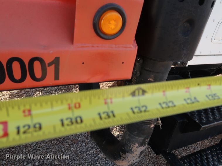 image for item JP9318 1983 Am General M915A1  dump truck