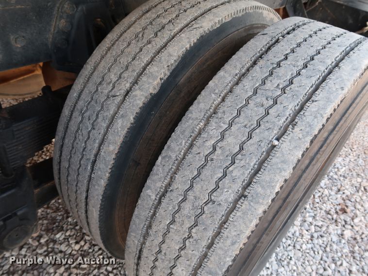 image for item JP9318 1983 Am General M915A1  dump truck