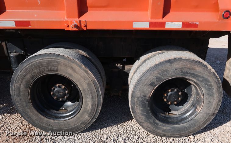 image for item JP9318 1983 Am General M915A1  dump truck