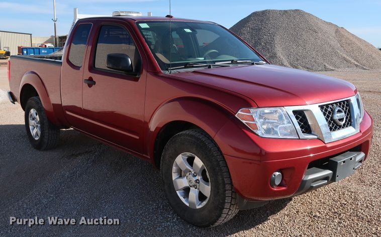 image for item JP9319 2013 Nissan Frontier SV  King Cab pickup truck