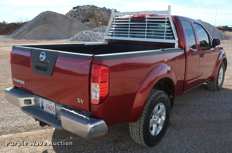 image for item JP9319 2013 Nissan Frontier SV  King Cab pickup truck