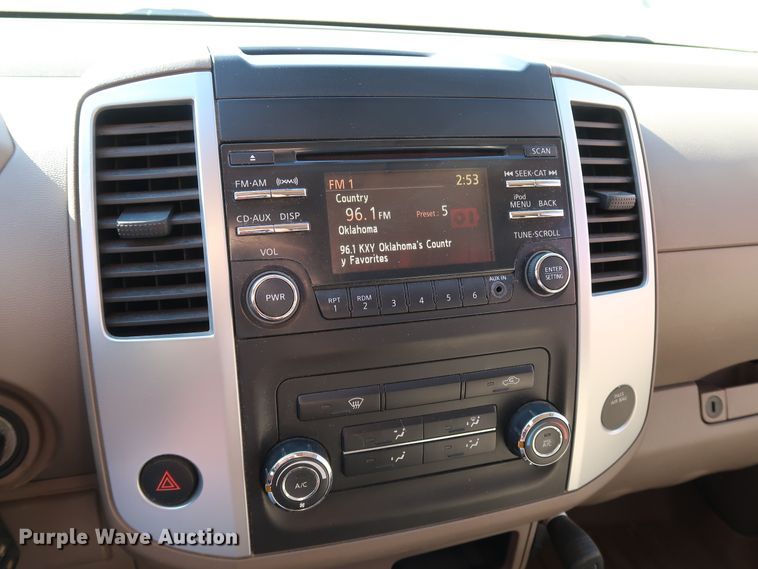 image for item JP9319 2013 Nissan Frontier SV  King Cab pickup truck