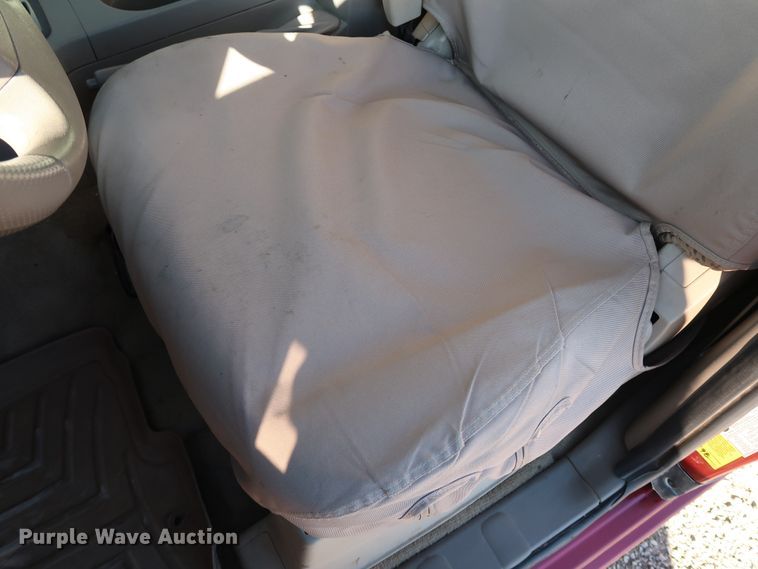 image for item JP9319 2013 Nissan Frontier SV  King Cab pickup truck