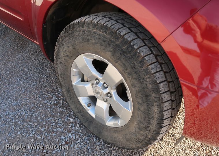 image for item JP9319 2013 Nissan Frontier SV  King Cab pickup truck