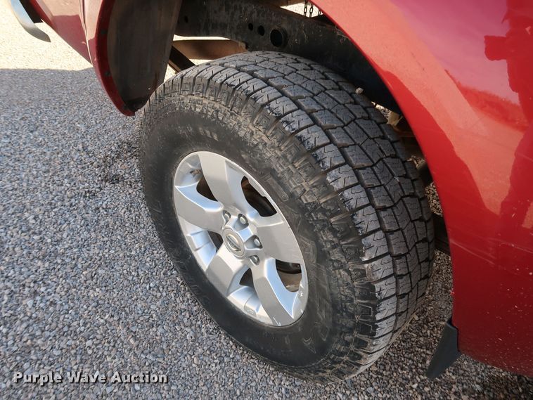 image for item JP9319 2013 Nissan Frontier SV  King Cab pickup truck