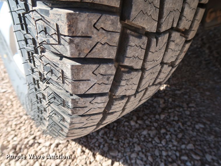 image for item JP9319 2013 Nissan Frontier SV  King Cab pickup truck