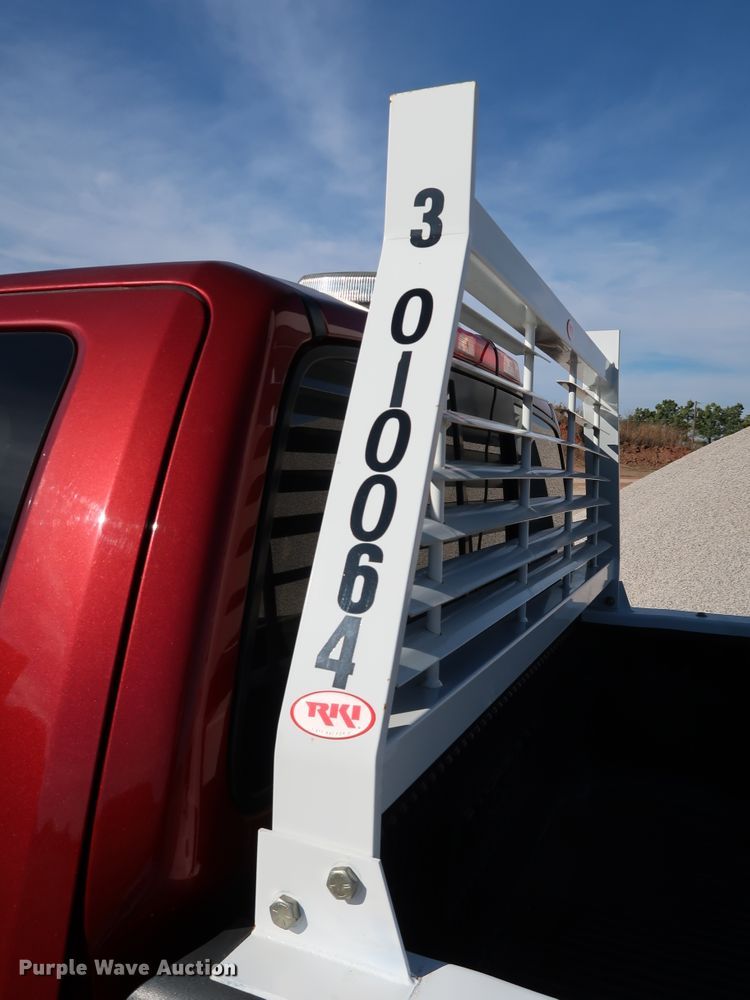 image for item JP9319 2013 Nissan Frontier SV  King Cab pickup truck