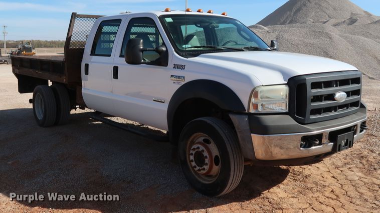 image for item JP9320 2007 Ford F450 Super Duty XL  Crew Cab dump flatbed truck