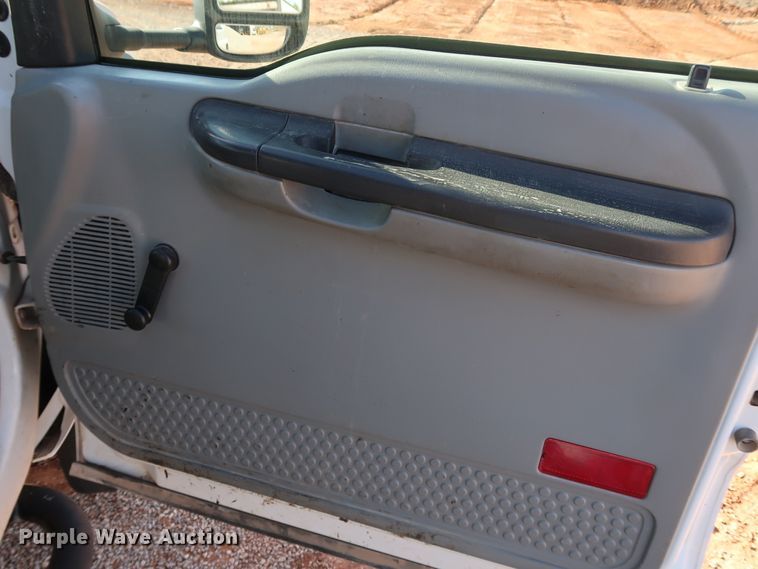 image for item JP9320 2007 Ford F450 Super Duty XL  Crew Cab dump flatbed truck