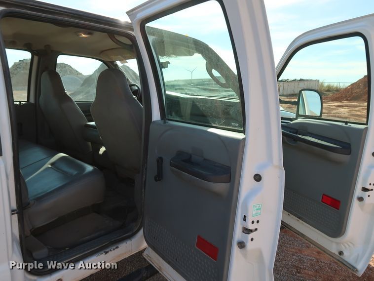 image for item JP9320 2007 Ford F450 Super Duty XL  Crew Cab dump flatbed truck