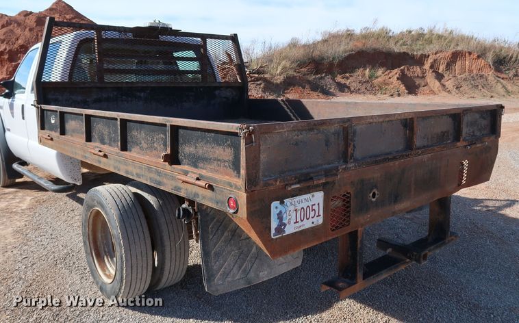 image for item JP9320 2007 Ford F450 Super Duty XL  Crew Cab dump flatbed truck