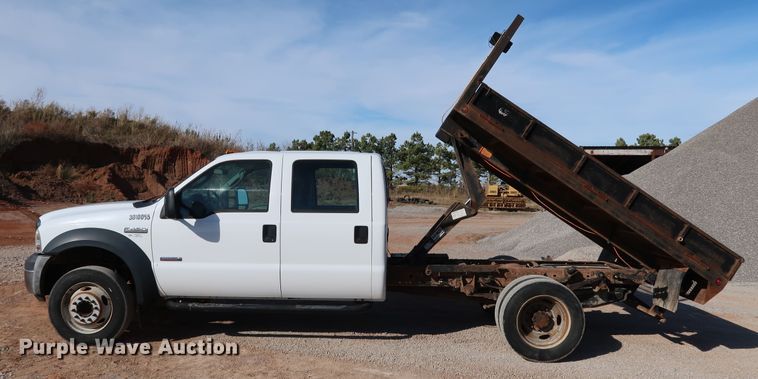 image for item JP9320 2007 Ford F450 Super Duty XL  Crew Cab dump flatbed truck