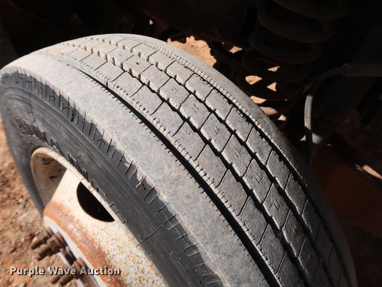 image for item JP9320 2007 Ford F450 Super Duty XL  Crew Cab dump flatbed truck