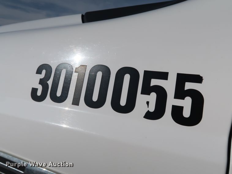 image for item JP9320 2007 Ford F450 Super Duty XL  Crew Cab dump flatbed truck