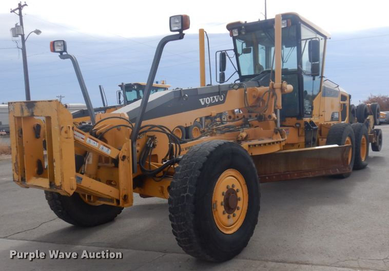 image for item JZ9787 2012 Volvo G946B  motor grader