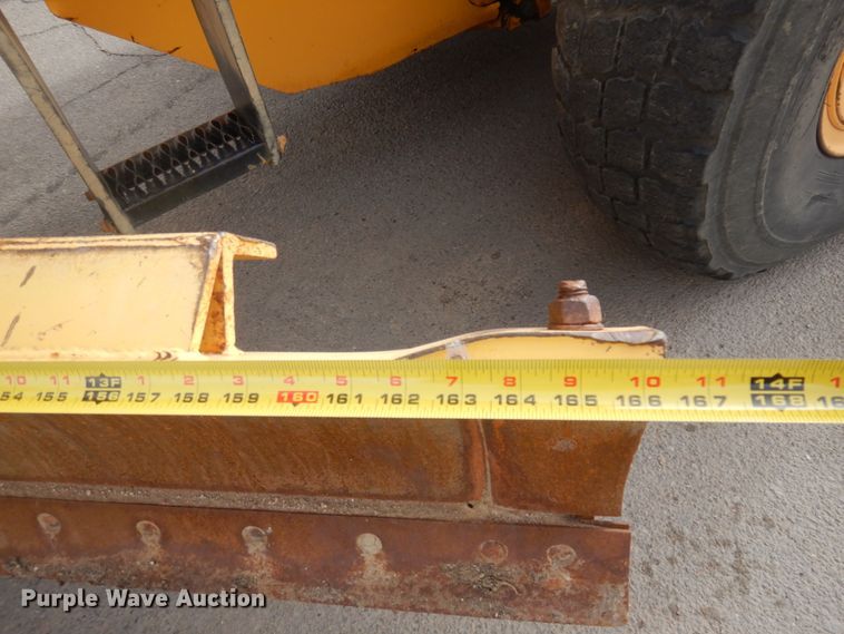 image for item JZ9787 2012 Volvo G946B  motor grader