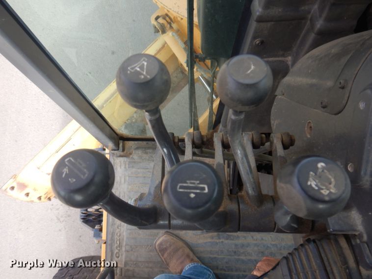 image for item JZ9787 2012 Volvo G946B  motor grader