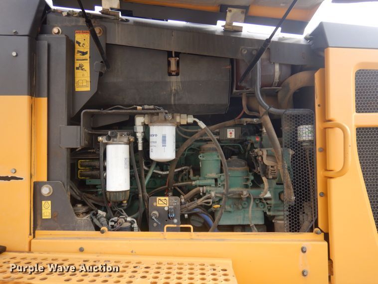 image for item JZ9787 2012 Volvo G946B  motor grader