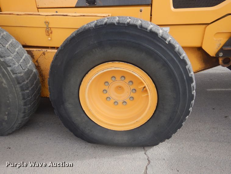 image for item JZ9787 2012 Volvo G946B  motor grader