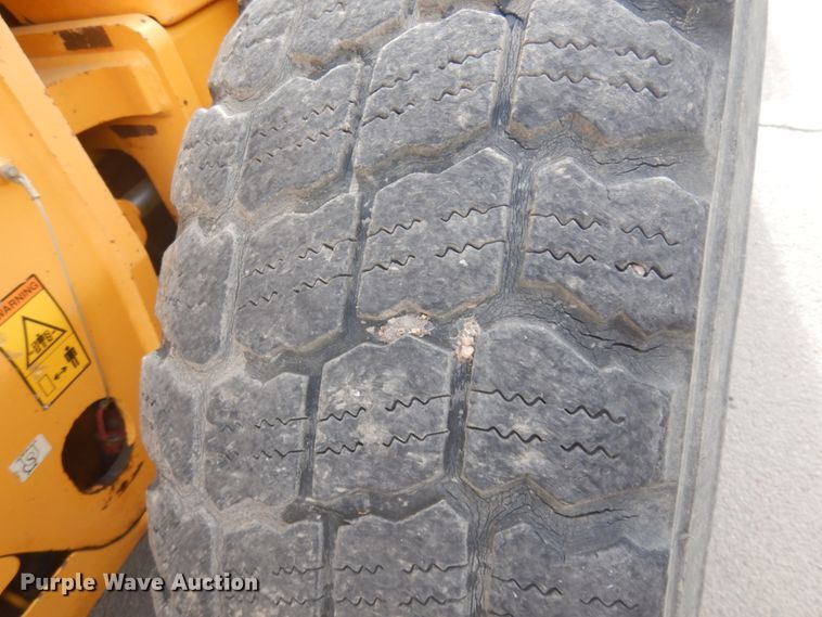 image for item JZ9787 2012 Volvo G946B  motor grader