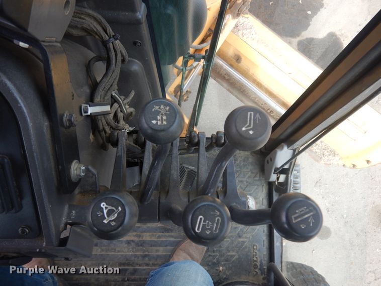 image for item JZ9789 2014 Volvo G946B  motor grader