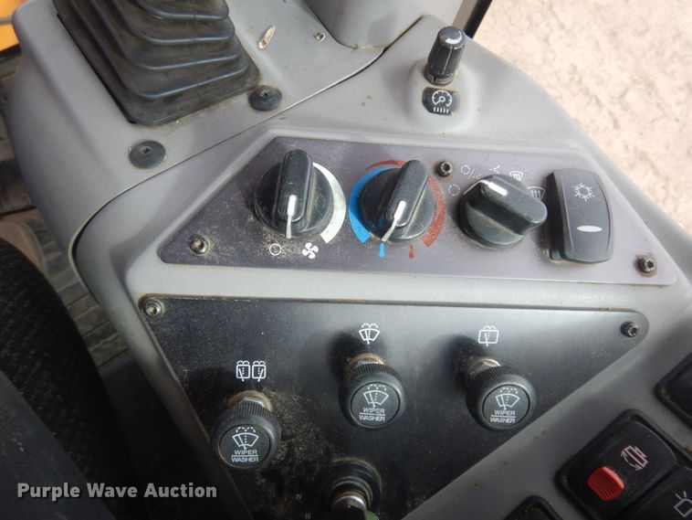 image for item JZ9789 2014 Volvo G946B  motor grader