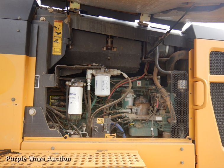 image for item JZ9789 2014 Volvo G946B  motor grader