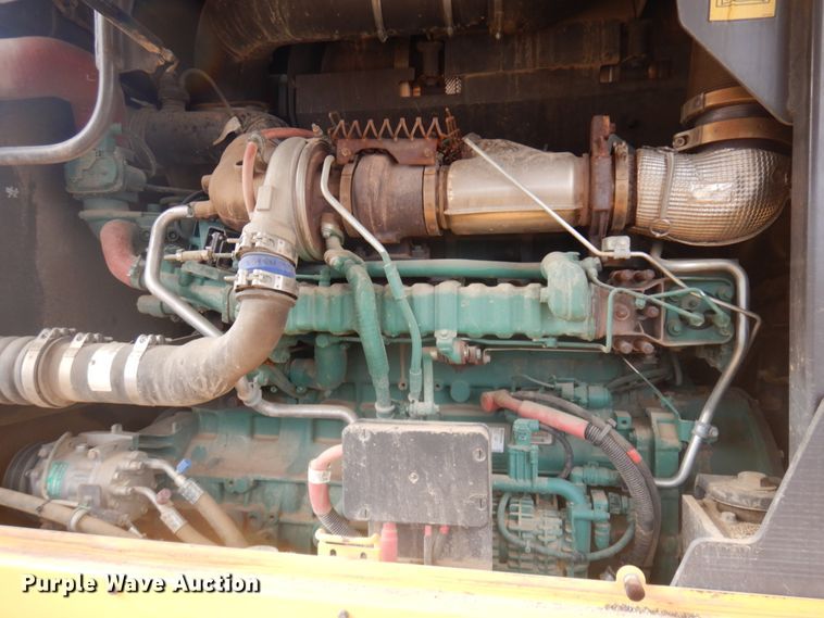 image for item JZ9789 2014 Volvo G946B  motor grader