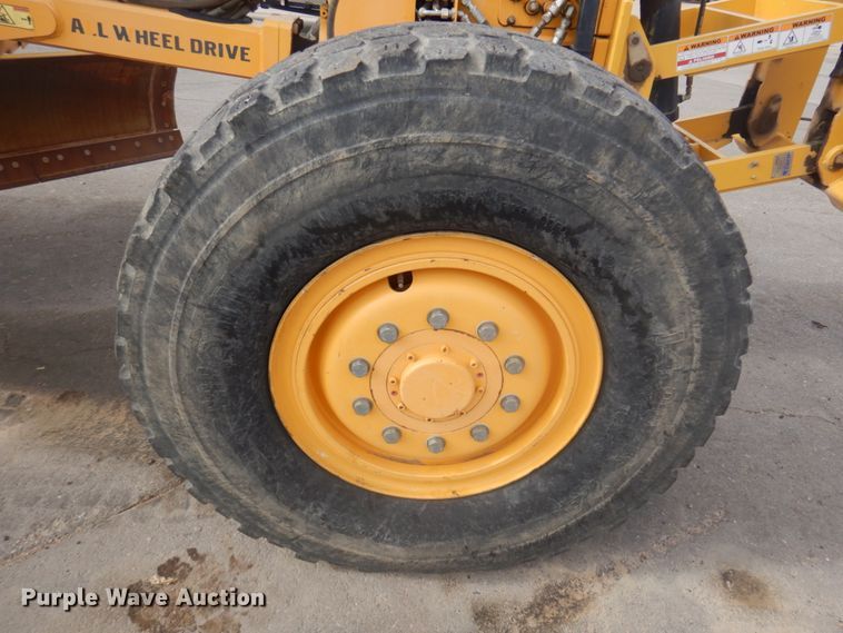 image for item JZ9789 2014 Volvo G946B  motor grader