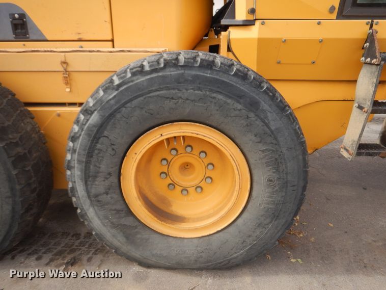 image for item JZ9789 2014 Volvo G946B  motor grader