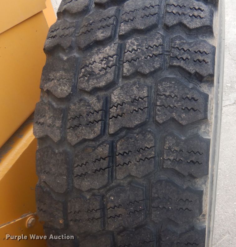 image for item JZ9789 2014 Volvo G946B  motor grader