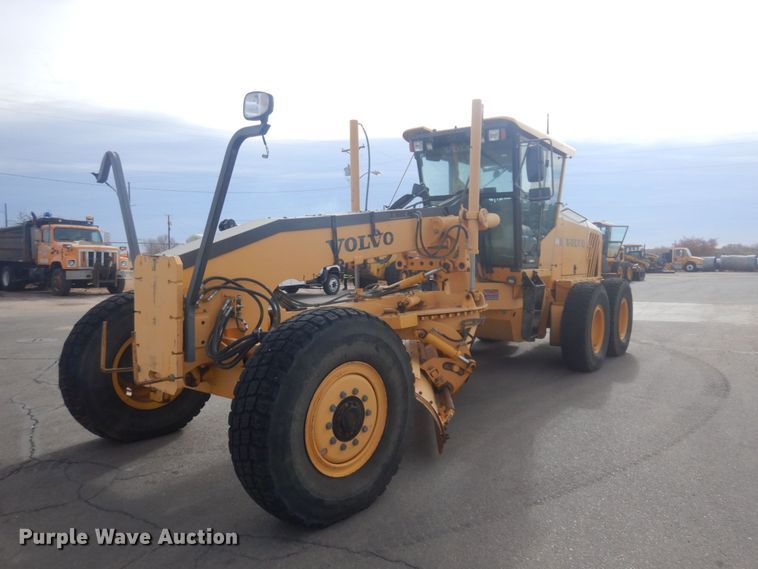 image for item JZ9790 2010 Volvo G946  motor grader