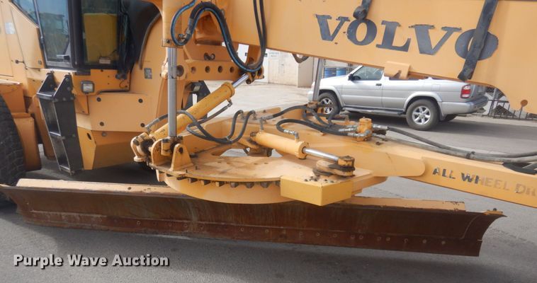 image for item JZ9790 2010 Volvo G946  motor grader