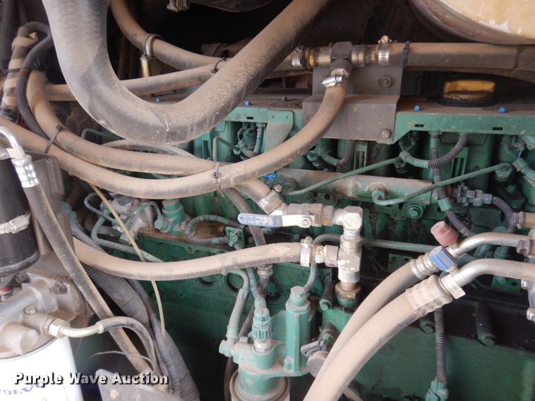 image for item JZ9790 2010 Volvo G946  motor grader