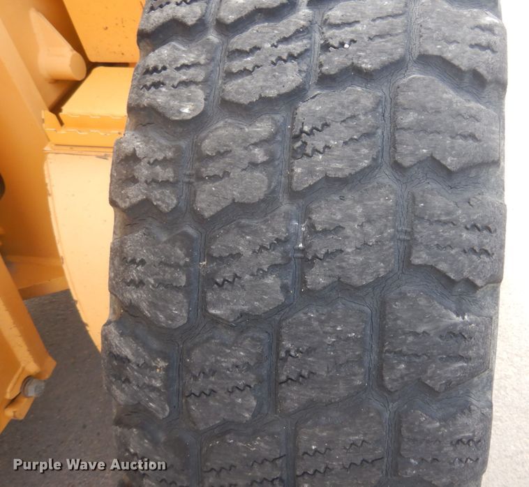 image for item JZ9790 2010 Volvo G946  motor grader