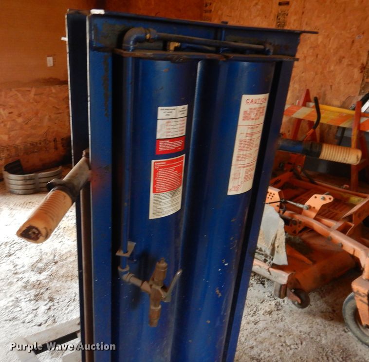 image for item KH9146 Lincoln  bumper jack