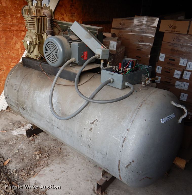 image for item KH9148 Qunicy 230  air compressor