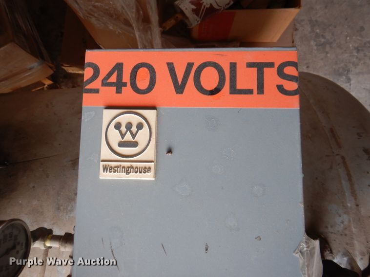 image for item KH9148 Qunicy 230  air compressor