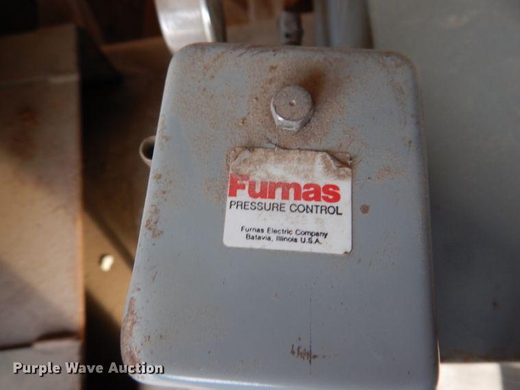 image for item KH9148 Qunicy 230  air compressor