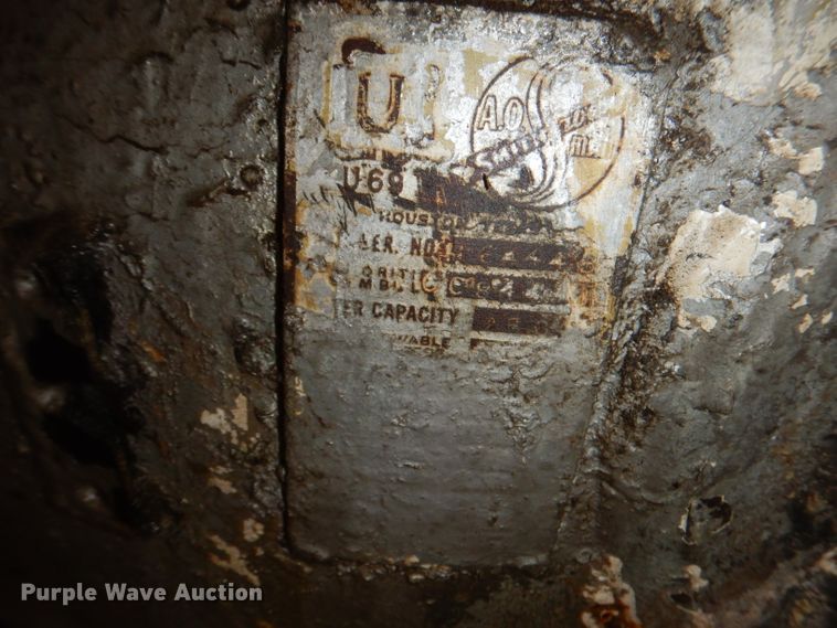 image for item KH9148 Qunicy 230  air compressor