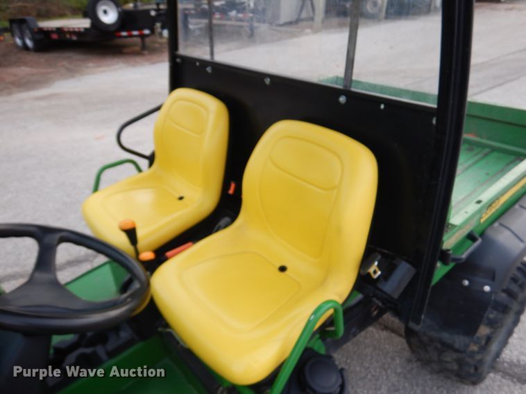 image for item KK9685 2004 John Deere HPX Gator  utility vehicle